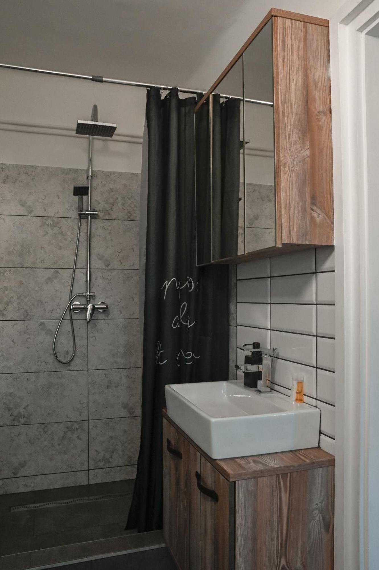 Apartamento Alsóörs Pagony Habitación foto