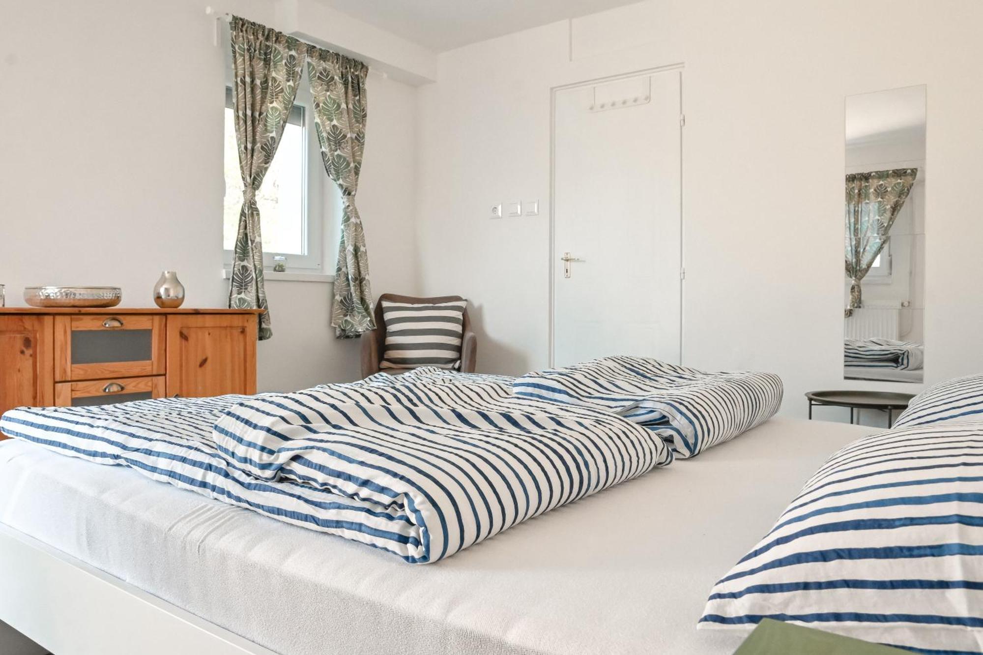 Apartamento Alsóörs Pagony Habitación foto