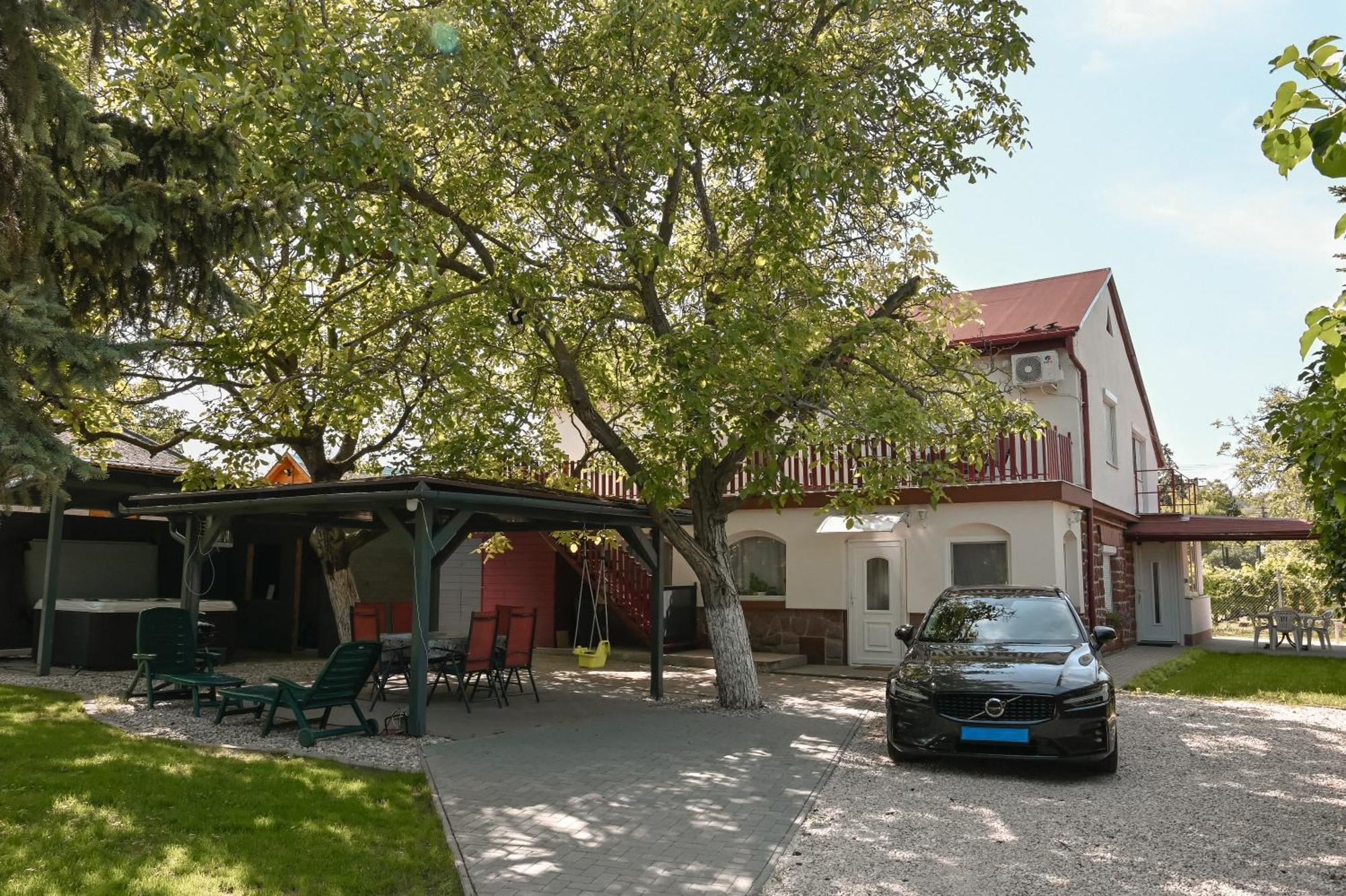 Apartamento Alsóörs Pagony Exterior foto